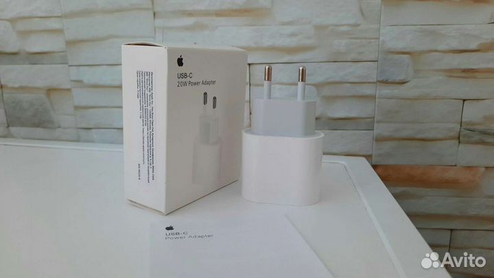 Зарядное устройство на iPhone