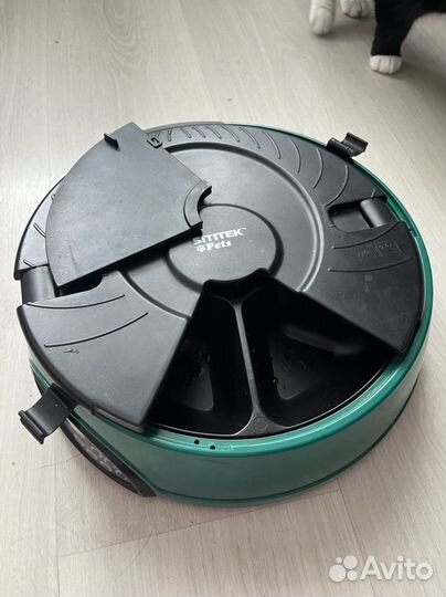 Автоматическая кормушка для кошек или собак