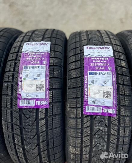 Tourador Winter Pro Max 235/65 R17