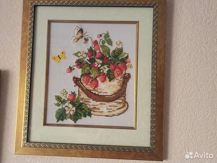 Картина вышитая крестом ручная работа