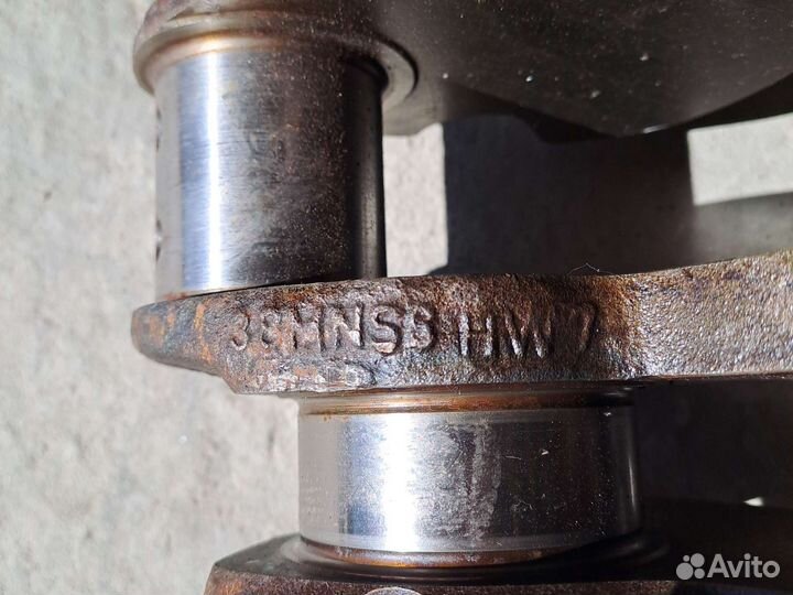Коленвал m 119 mercedes