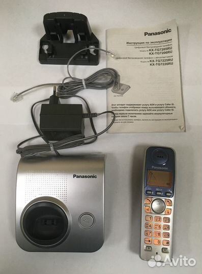 Радиотелефон Panasonic KX-TG7205RU