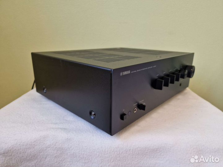 Усилитель Yamaha A-S301