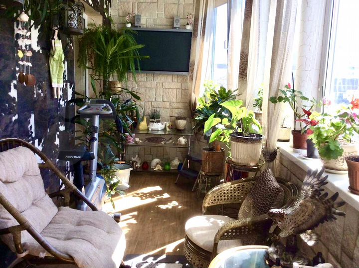 4-к. квартира, 148 м², 3/3 эт.