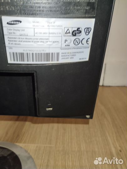 Монитор Samsung