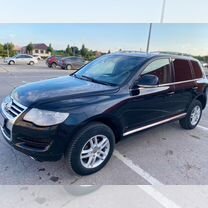 Volkswagen Touareg 2.5 AT, 2008, 293 000 км, с пробегом, цена 990 000 руб.