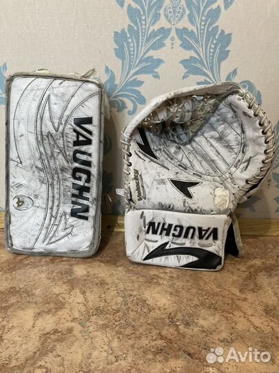 Вратарская хоккейная форма