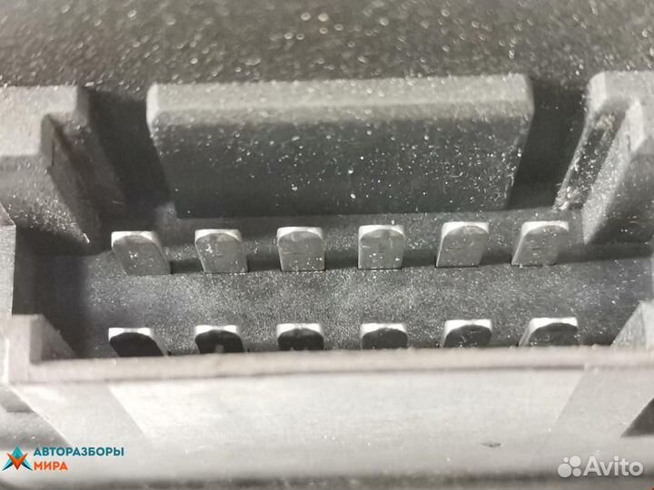 Компрессор центрального замка Volkswagen Golf 3