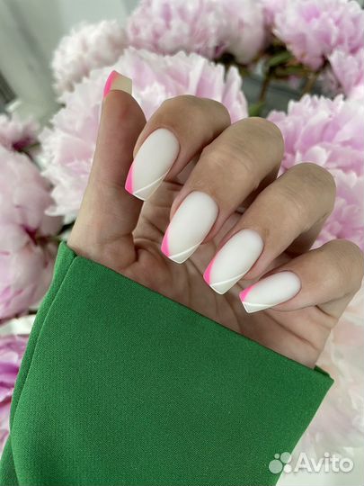 Модель маникюр бесплатно