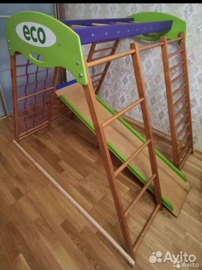 Детский игровой комплекс с горкой