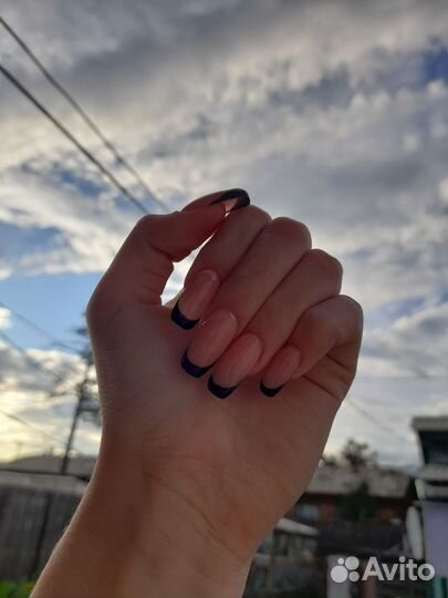 Наращивание ногтей на дому