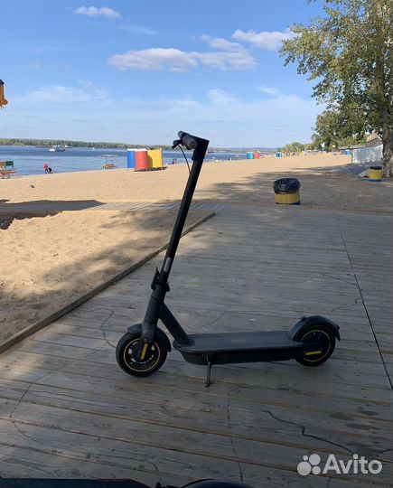 Электросамокат ninebot max g30