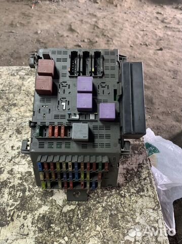 Блоки предохранителей Renault Laguna 1