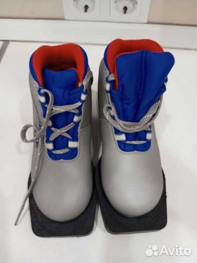 Беговые лыжи