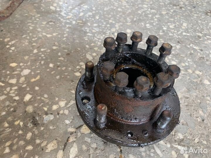 Ступица задняя УАЗ Патриот 23632 пикап 409040 2011