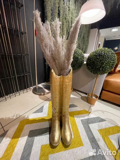 Сапоги-держатели для зонтов