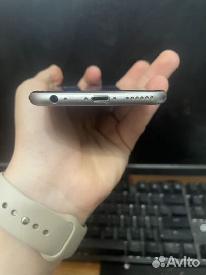 iPhone 6S, 16 ГБ