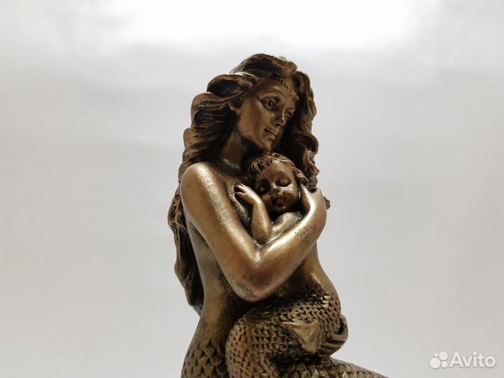 Русалка и дитя