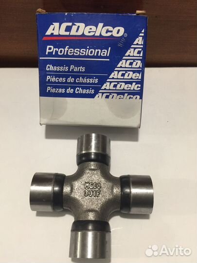 Крестовина кардана Chevrolet Tahoe III