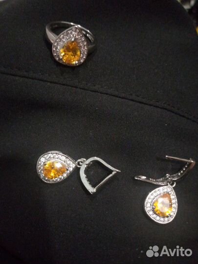 Серебряное кольцо