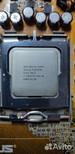 Материнская плата с процессором