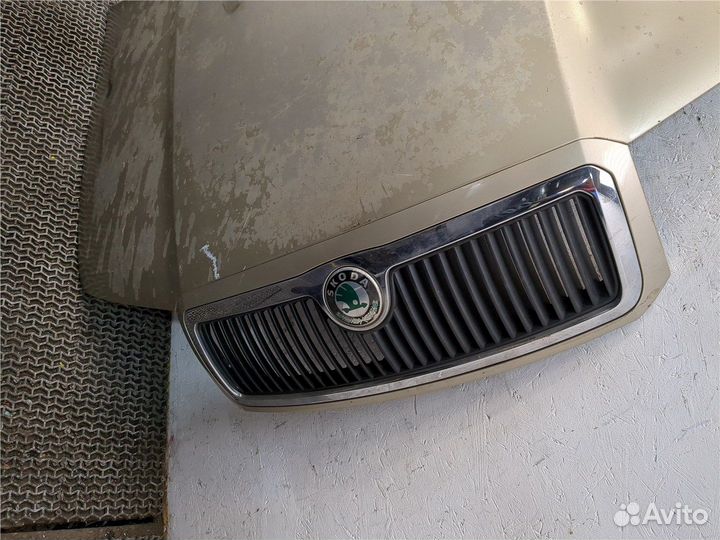 Капот Skoda Fabia, 2004