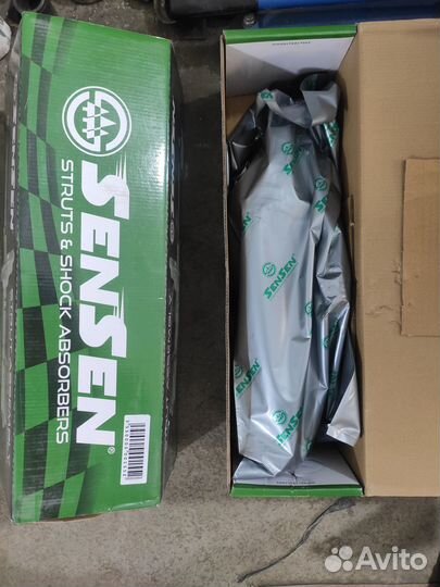 Задние амортизаторы Ford Mondeo 3