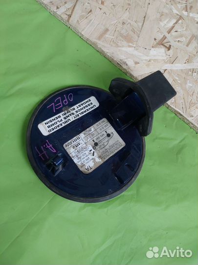 Лючок бака opel Astra H GTC