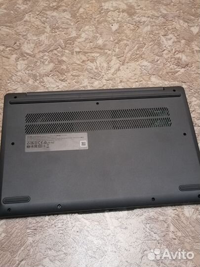 Ноутбук lenovo