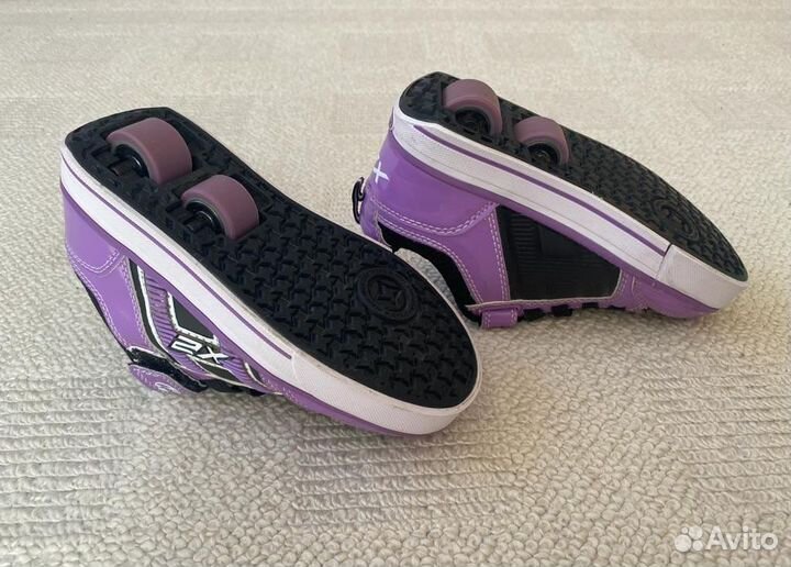 8. Кроссовки на роликах heelys (США)