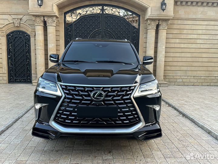 Lexus LX, 2017