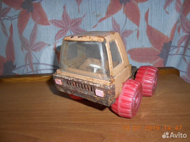 Жестяной грузовичок СССР