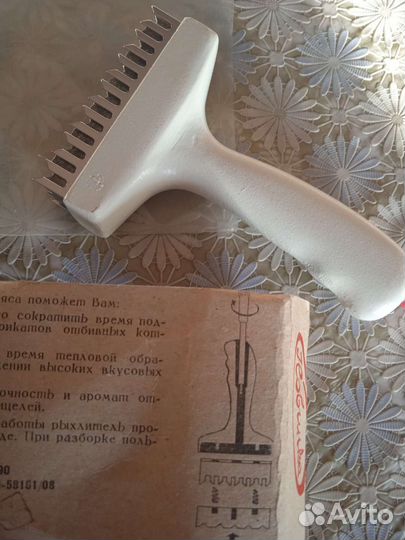 Топорик-секира и рыхлитель для отбивания мяса СССР