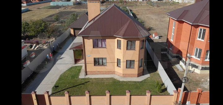 Дом 224 м² на участке 20 сот.