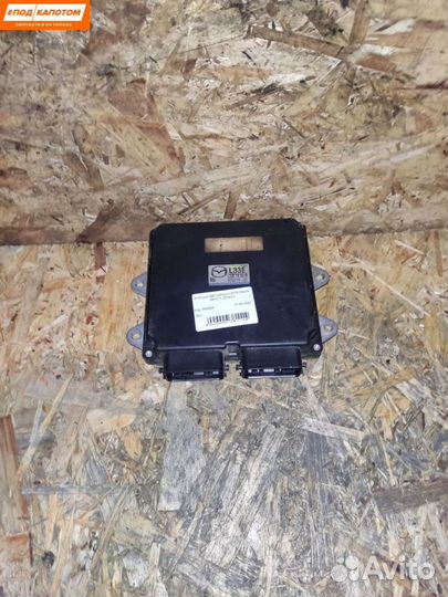 Блок управления двигателем Mazda MPV L33E18881N