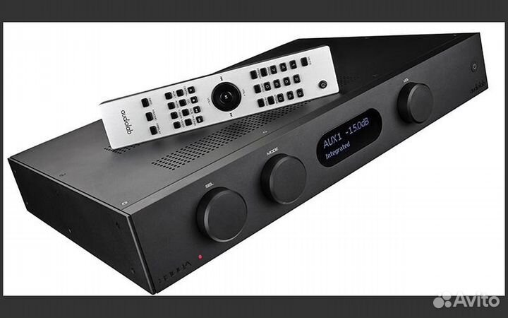 Усилитель Audiolab 8300 A