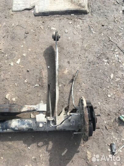 Балка задняя Nissan Almera N16