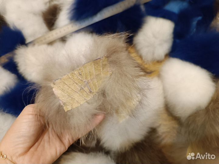 Коробка мелких обрезков меха