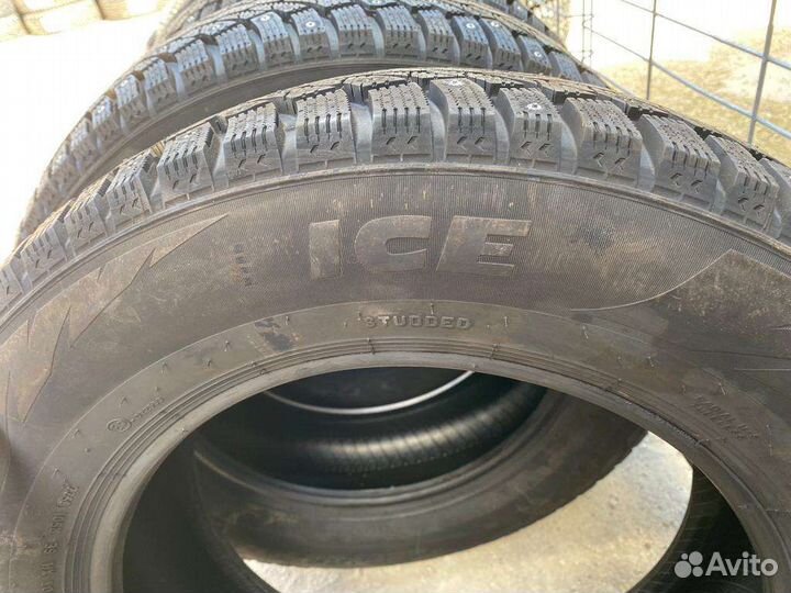 Pirelli Formula Ice 225/65 R17 102T