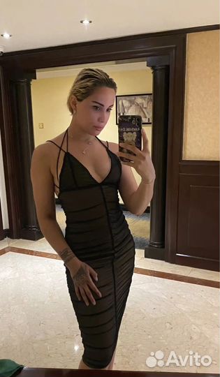 Черное вечернее платье