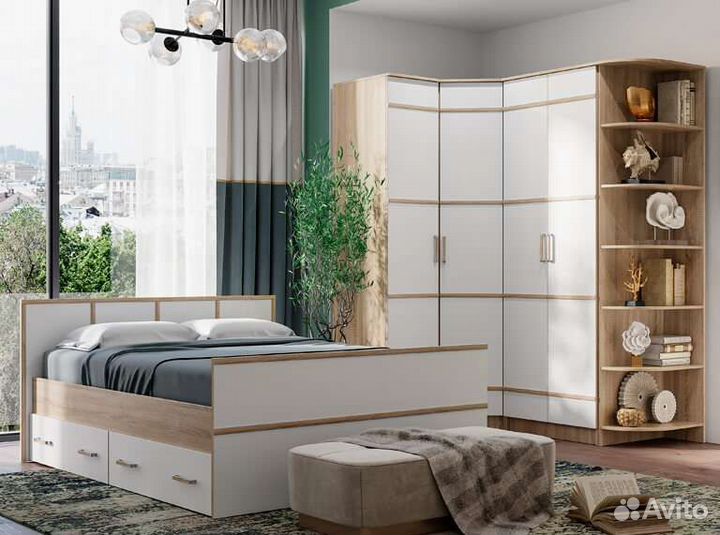 Кровать с ящиками. В наличии