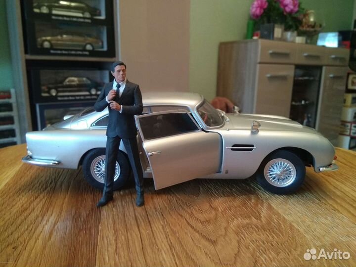 Фигурка Джеймс Бонда, 1/18