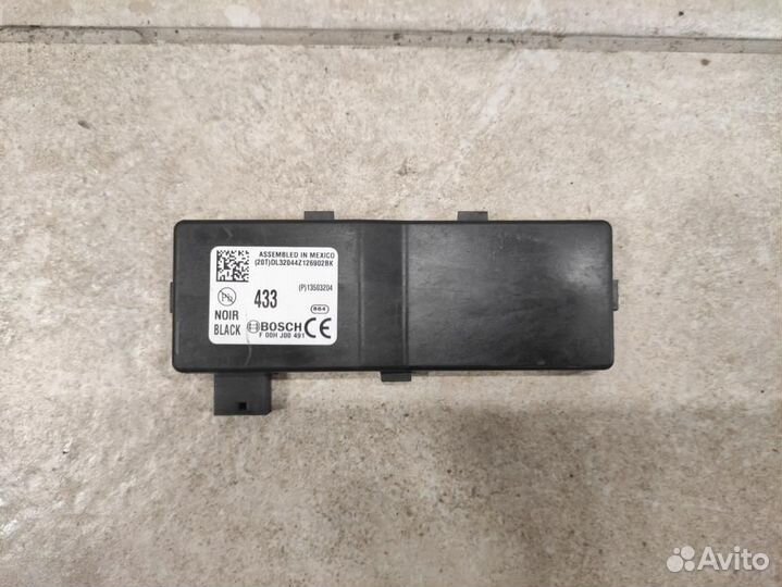 Блок управления центральным замком Chevrolet Cruze