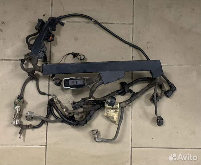 Проводка двигателя Opel Astra H Z16XEP