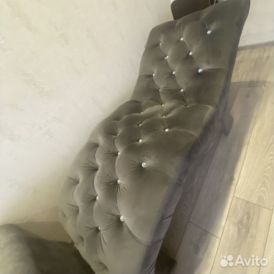 Кушетка для наращивания ресниц