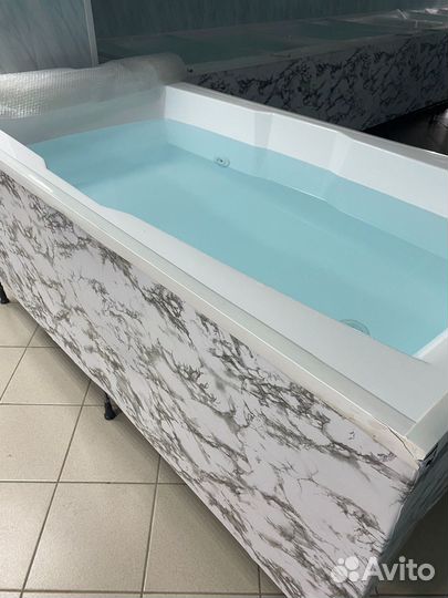 Ванная (бассейн) для грудничкового плавания