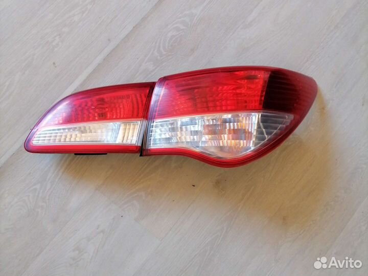 Фонари задниее Nissan almera g15