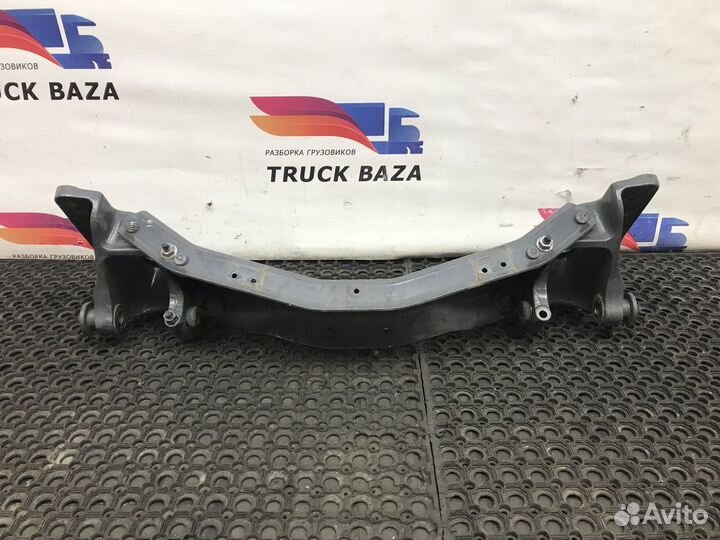 Траверса рамы поперечная Renault T, Volvo FH