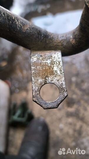 Трубка охлаждения Audi 80 B3 068121065Q