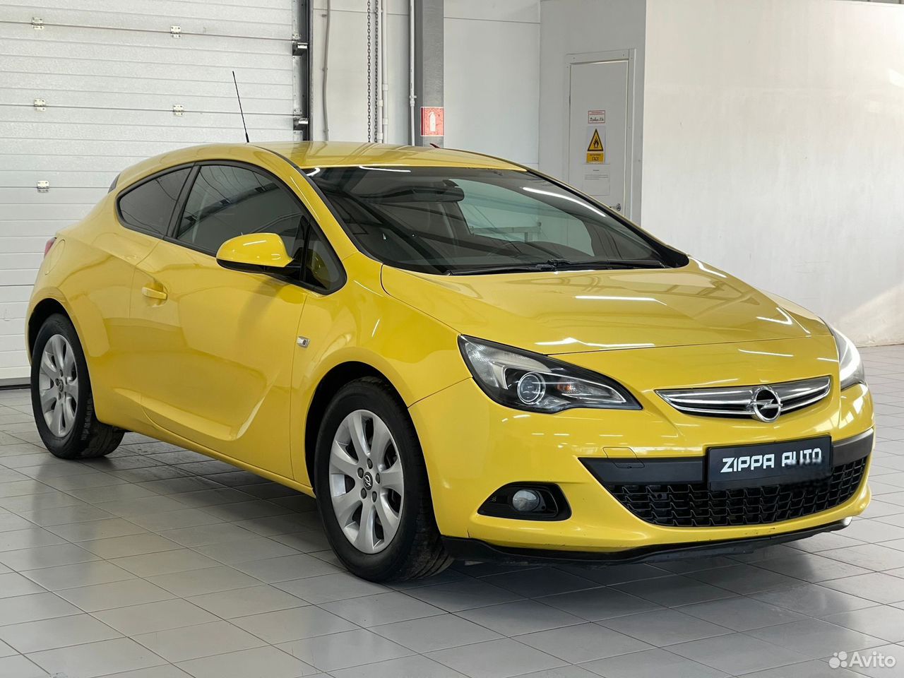 Opel Astra GTC 1.4 AT, 2014, 138 075 км